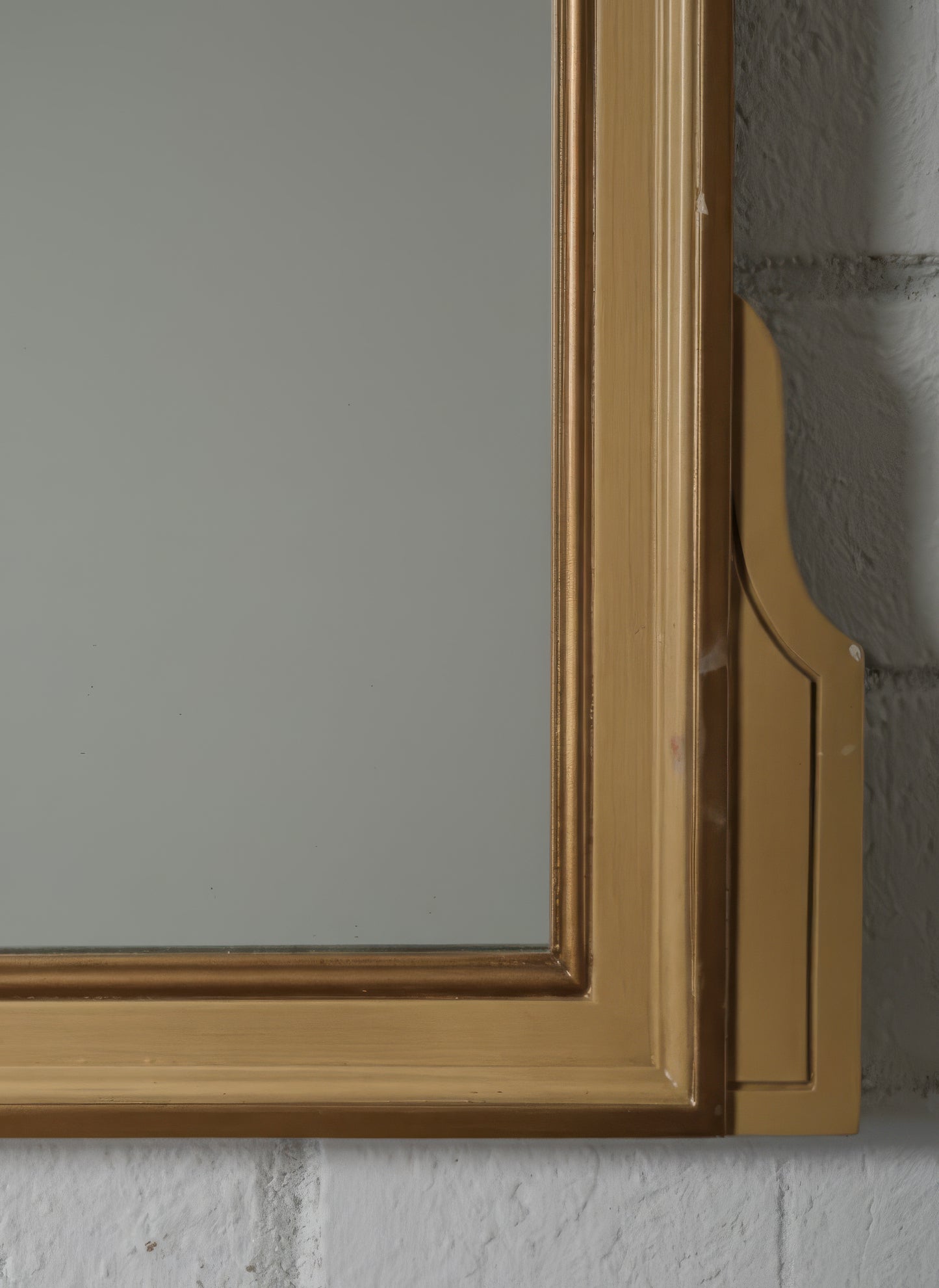 Giltwood Neoclassical Style Rectangular Mirror with Laurel and Floral Crest