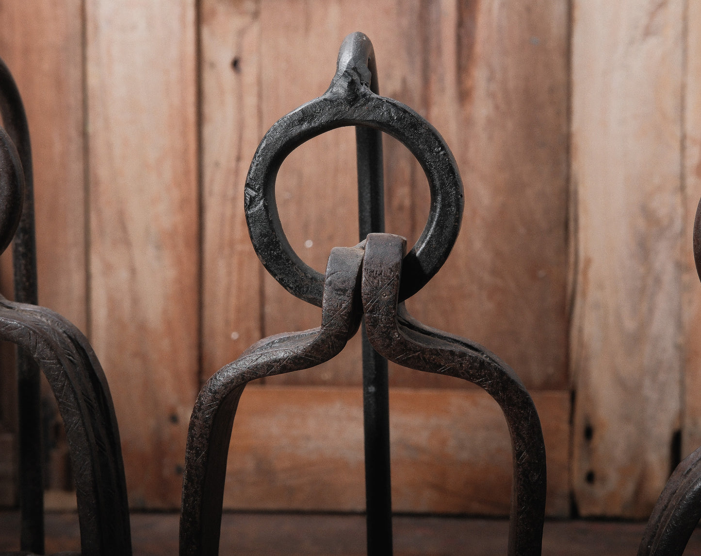 Iron Horse Stirrup On Stand