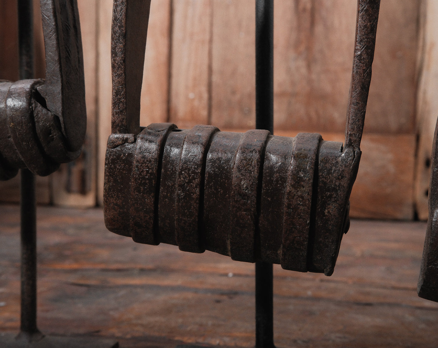 Iron Horse Stirrup On Stand