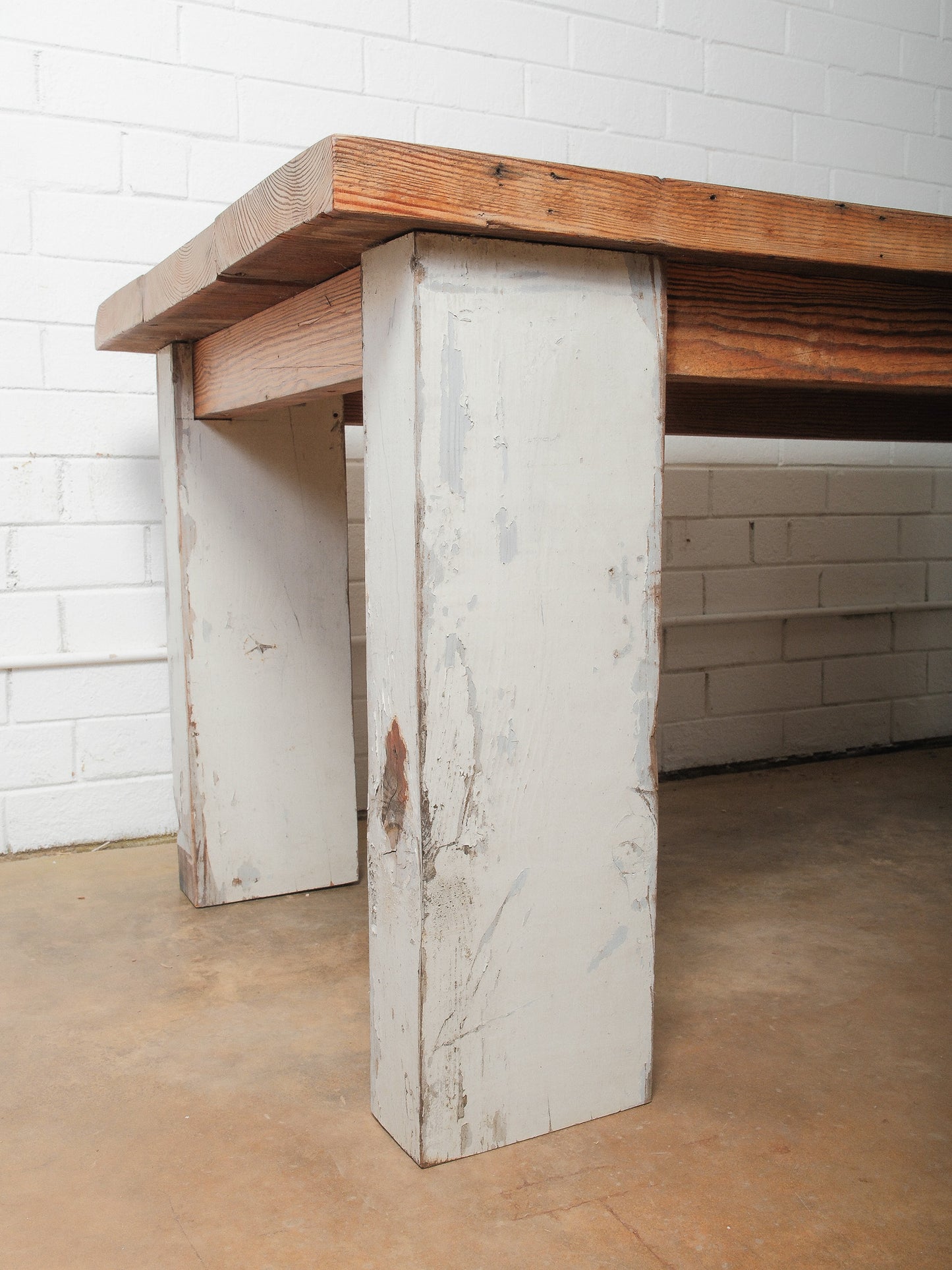 Rustic Farmhouse Dining Table with Natural Wood Slice Inlays and Painted Base