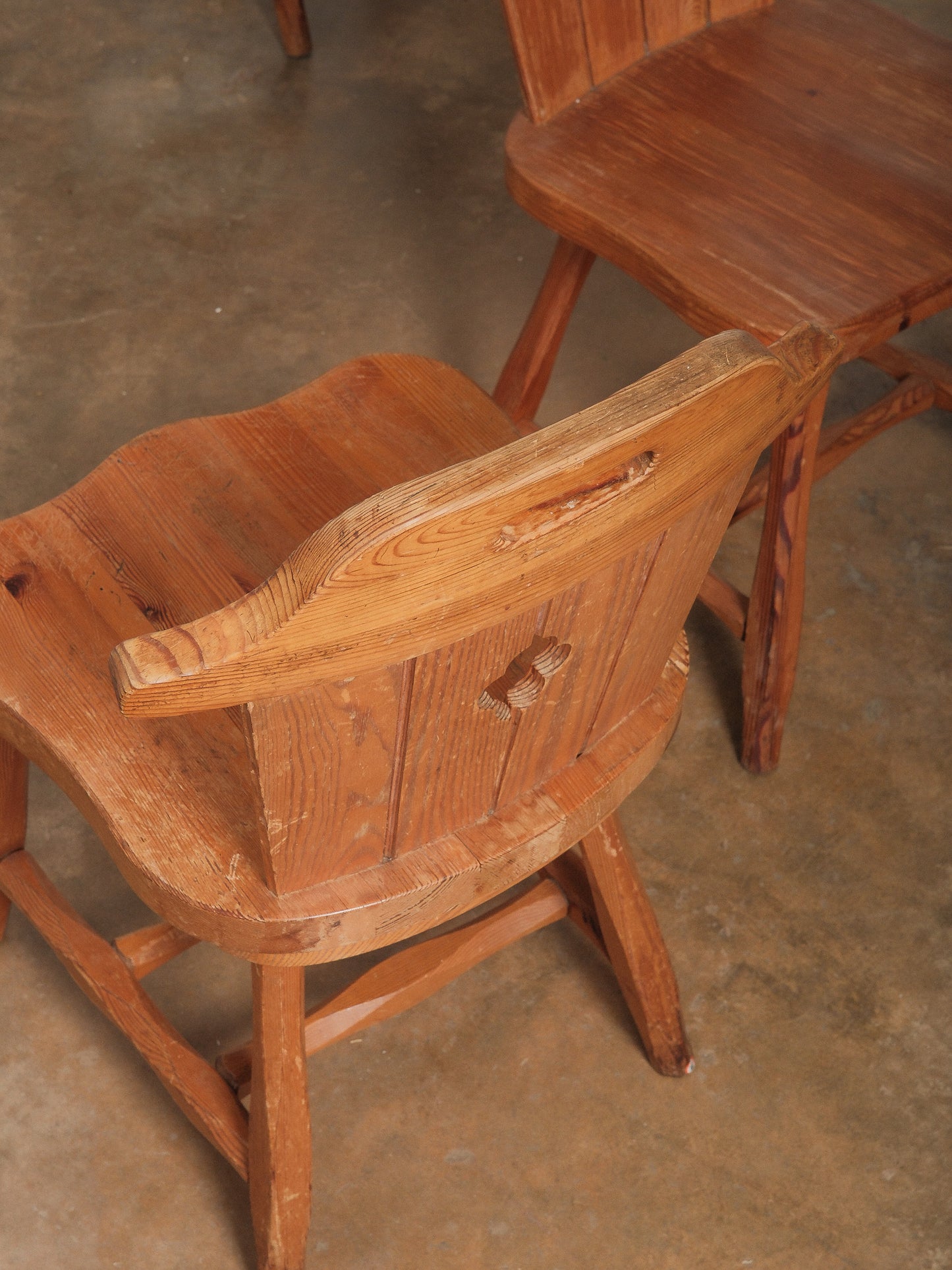 Set of 6 Vintage Alpine Pine Chairs with Cut-Out Backs and Rustic Patina