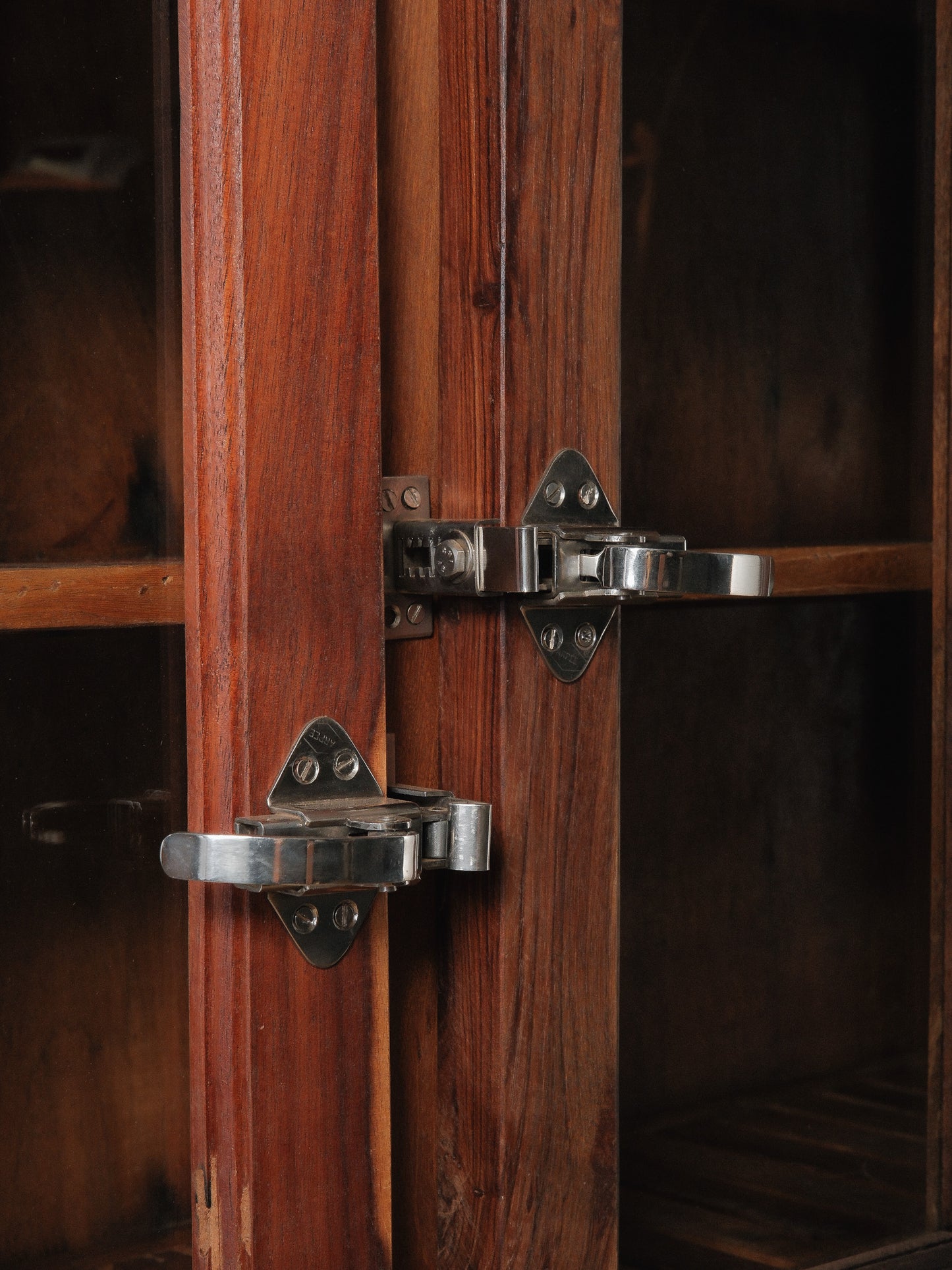 Wooden Glass-Front Cabinet with Dual-Sided Doors and Drawers