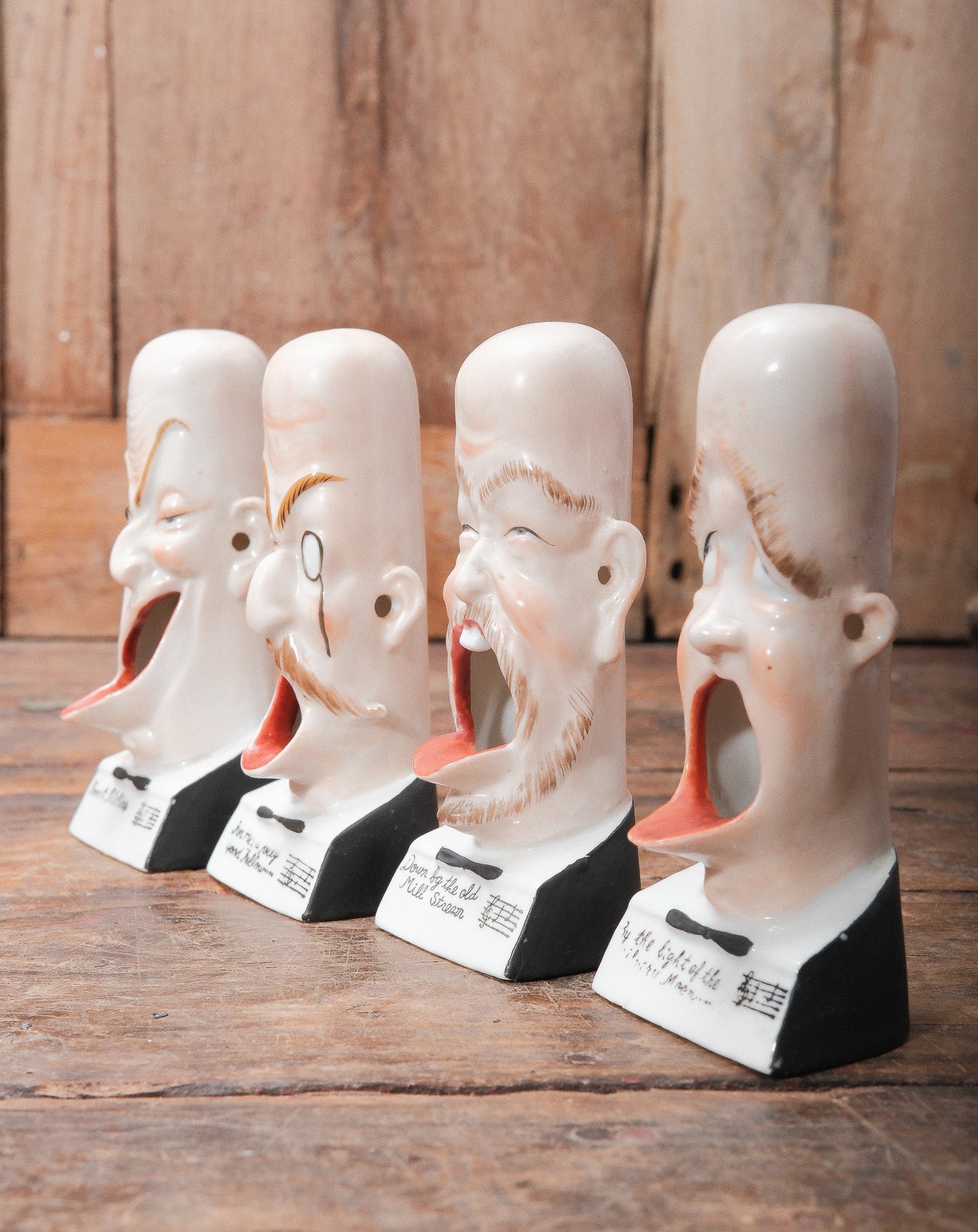 Schafer & Vater Barbershop Singer Ashtray