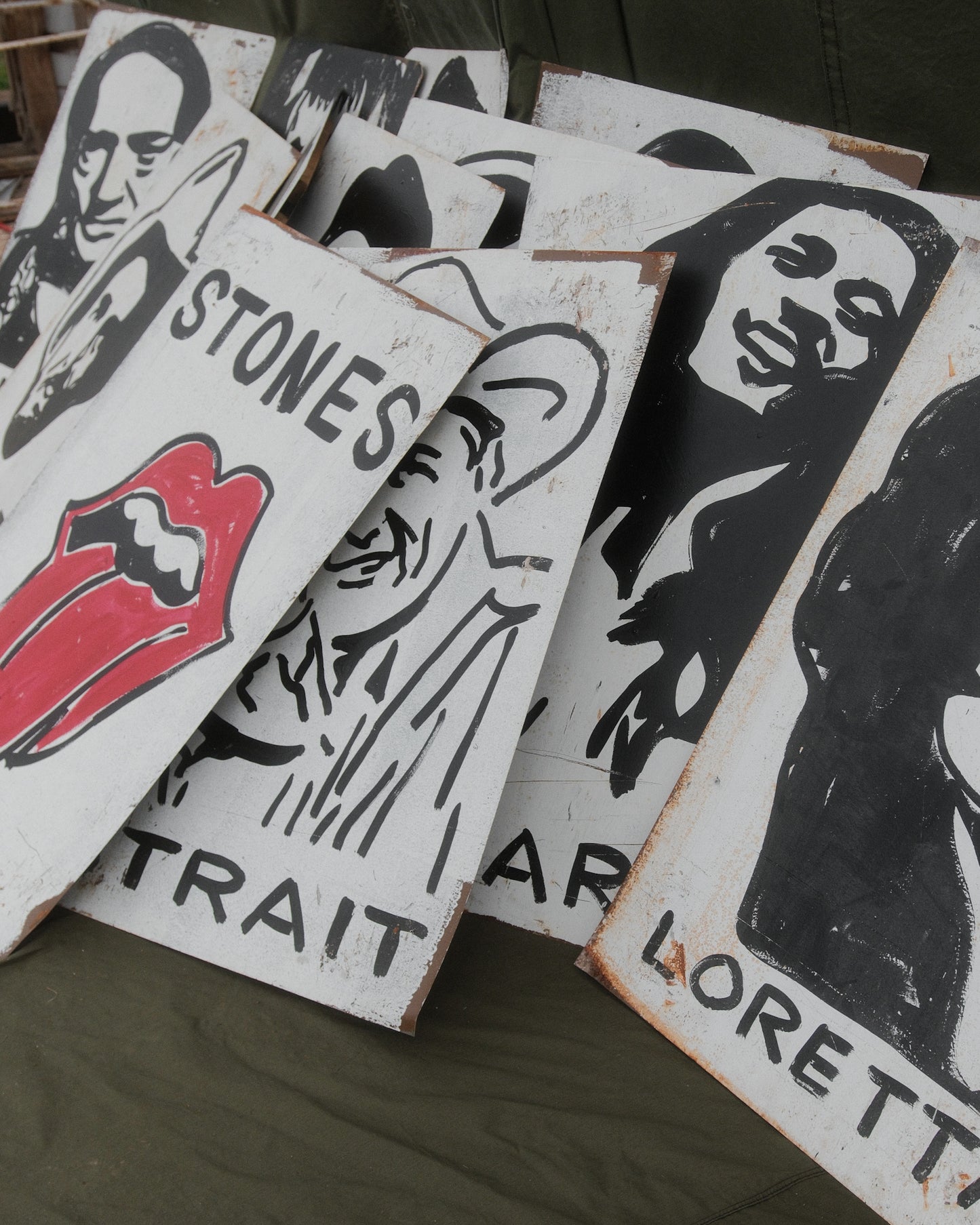 Metal Signs - Artist