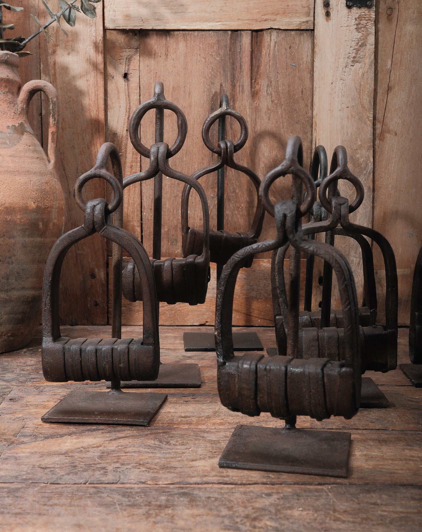 Iron Horse Stirrup On Stand