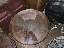 Load image into Gallery viewer, Metal Round Table, End Table