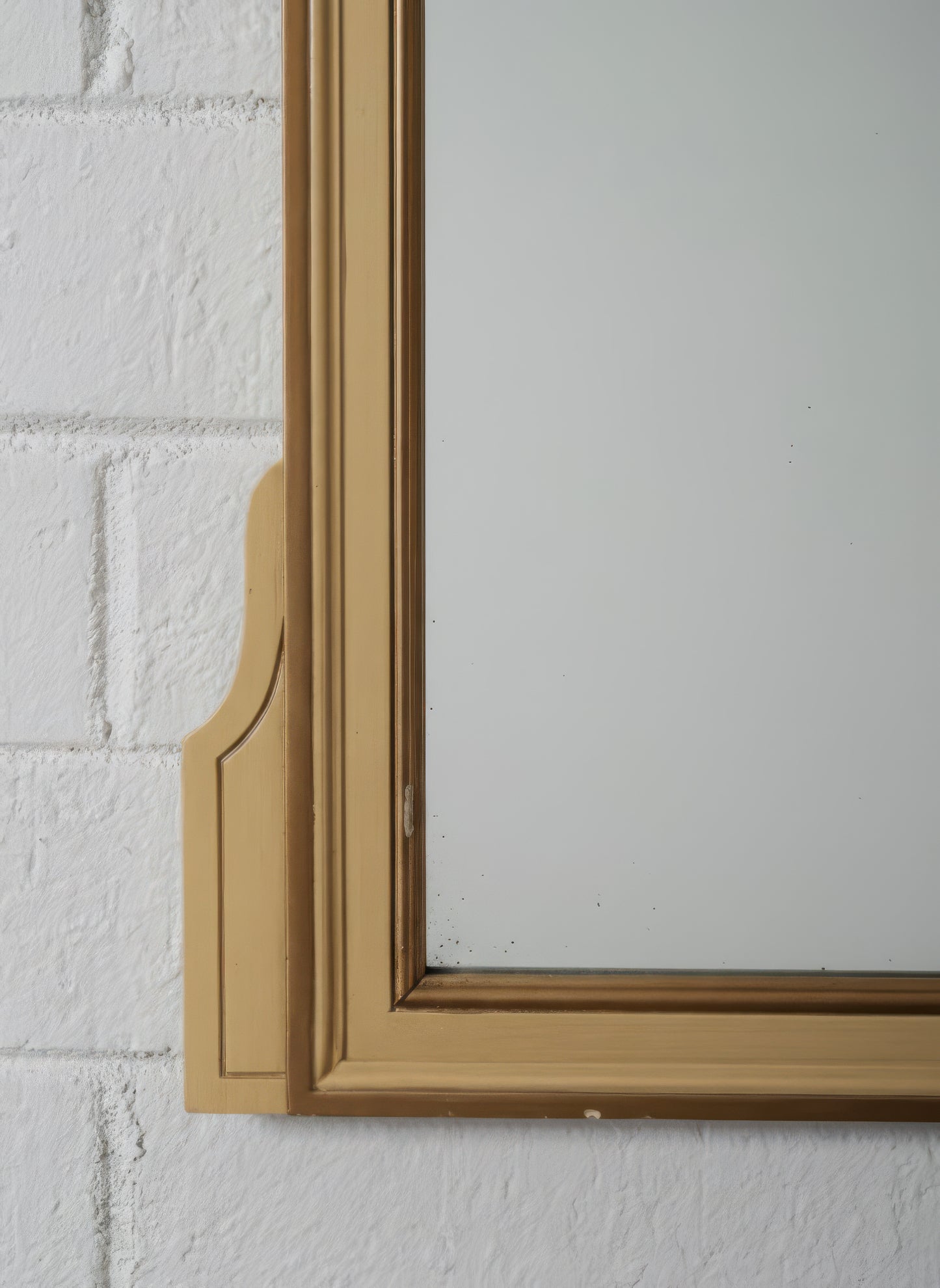Giltwood Neoclassical Style Rectangular Mirror with Laurel and Floral Crest