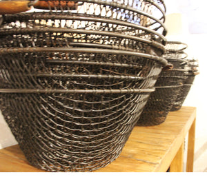 Wrought Iron styled Round Wire basket with wood handles